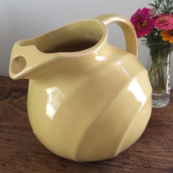 no brand marking Other - Vintage pitcher from the 50’s.